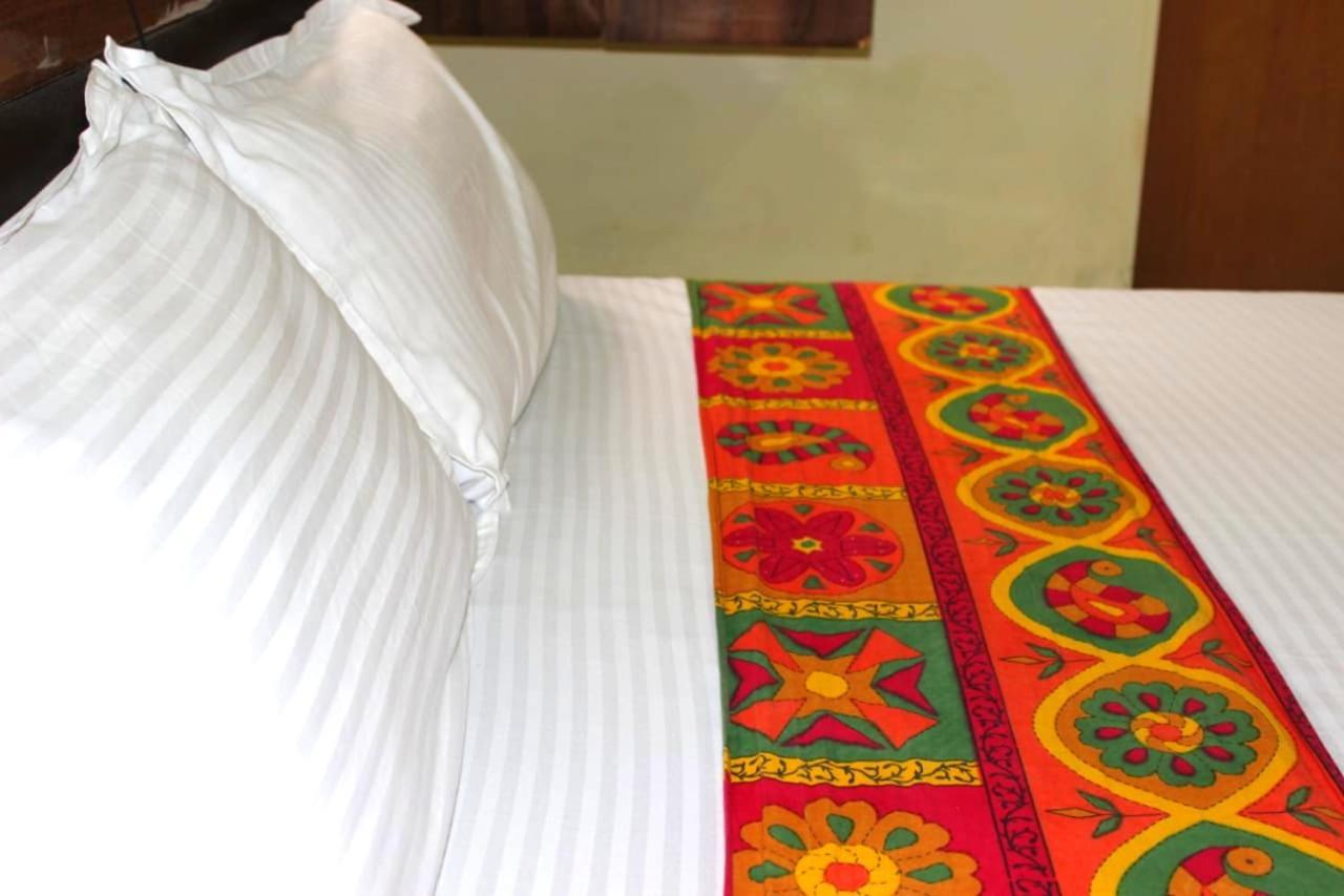Akshara Residency Hotel Mumbai Kültér fotó